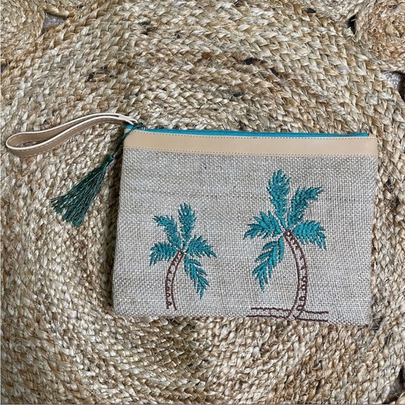 Caroline Hill Wristlet with Palms - Picture 2 of 2